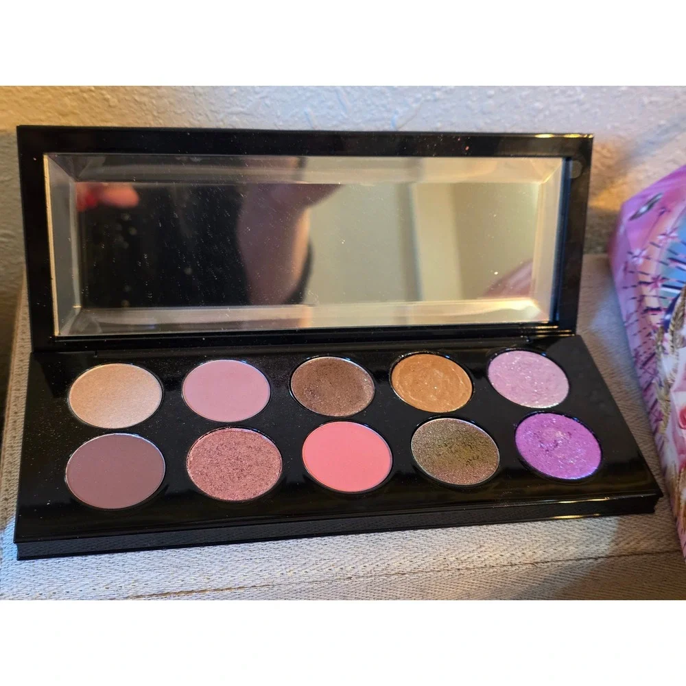 Pat McGrath Labs Mothership IX Huetopian Dream Eyeshadow Palette 10 Shades